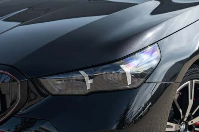 BMW i5 (2026) thumbnail 5
