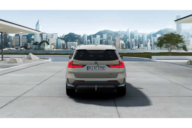 BMW iX1 (2026) thumbnail 4