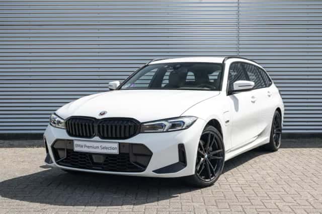 BMW 3-Serie (2022) thumbnail 1