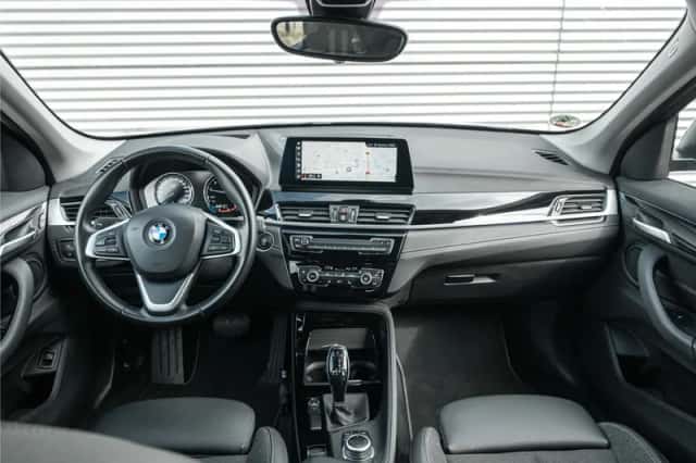 BMW X1 (2021) thumbnail 5