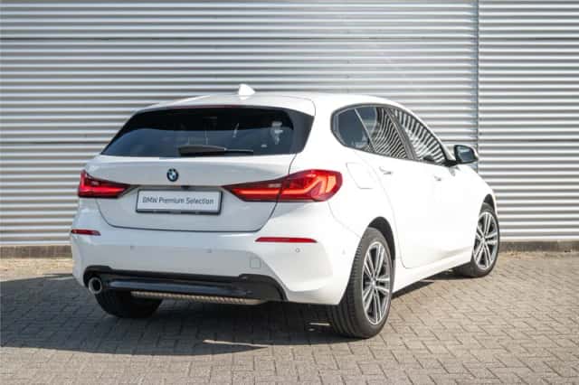 BMW 1-Serie (2022) thumbnail 2