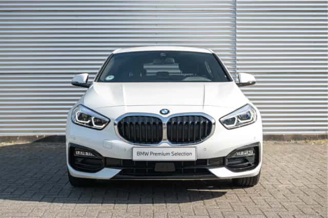 BMW 1-Serie (2022) thumbnail 6