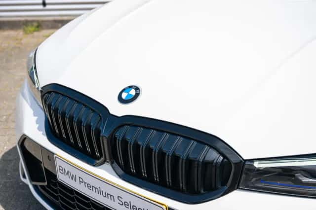 BMW 3-Serie (2024) thumbnail 5