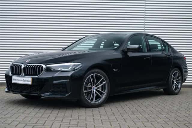 BMW 5-Serie (2023) thumbnail 1