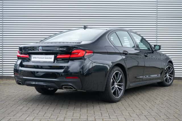 BMW 5-Serie (2023) thumbnail 2