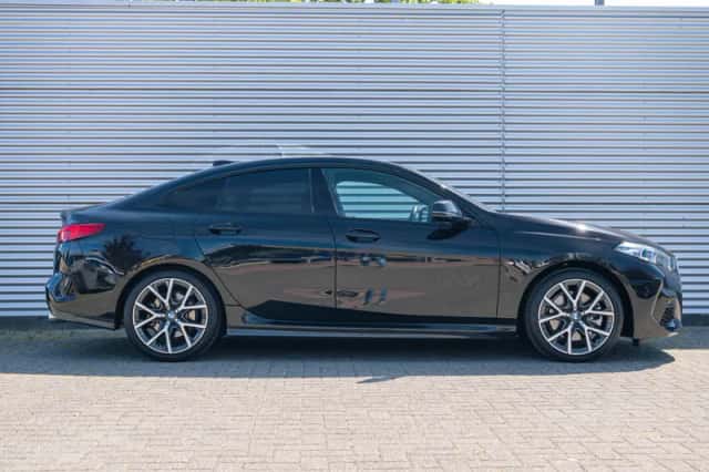 BMW 2-Serie (2024) thumbnail 3
