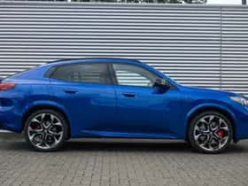 BMW X2 (2025) thumbnail 3