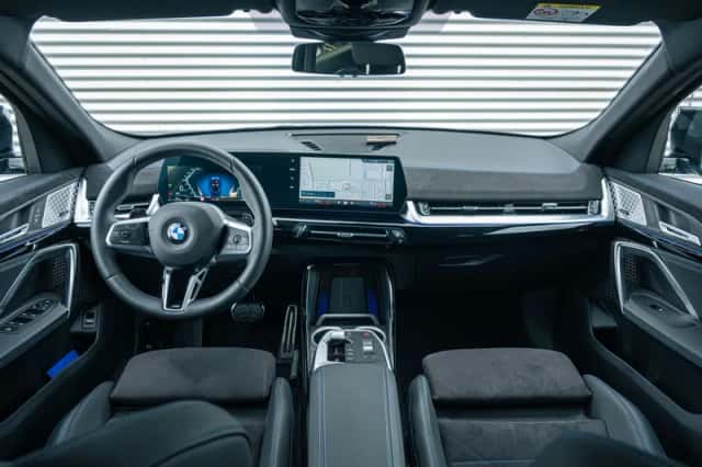 BMW X2 (2025) thumbnail 5