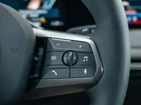 BMW iX (2026) thumbnail 21