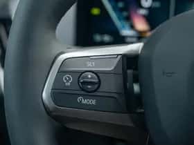 BMW iX (2026) thumbnail 22