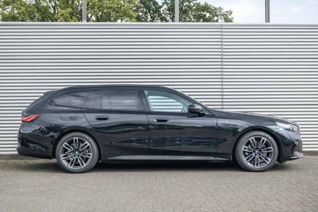 BMW 5-Serie (2024) thumbnail 3