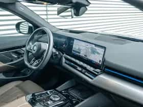 BMW 5-Serie (2024) thumbnail 8