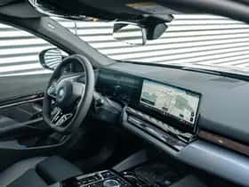 BMW i5 (2026) thumbnail 13