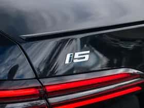 BMW i5 (2026) thumbnail 17