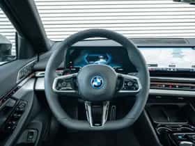 BMW i5 (2026) thumbnail 27
