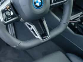 BMW i5 (2026) thumbnail 33