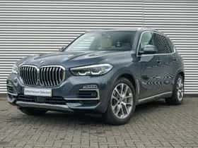 BMW X5 (2021)