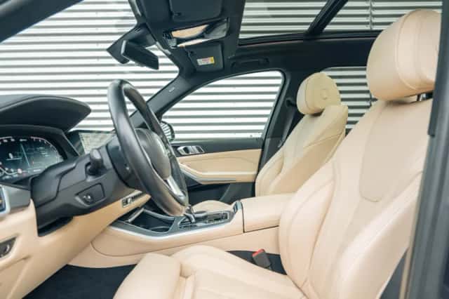 BMW X5 (2021) thumbnail 4