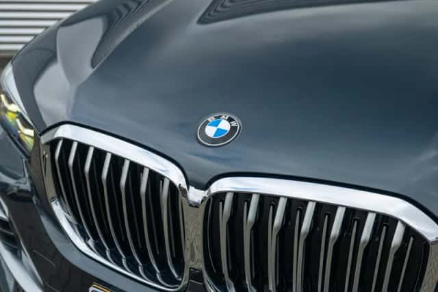 BMW X5 (2021) thumbnail 6