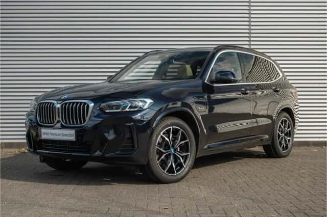 BMW X3 (2022) thumbnail 1