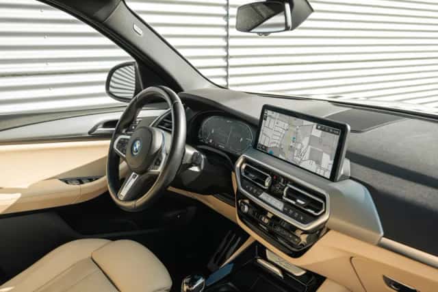 BMW X3 (2022) thumbnail 5