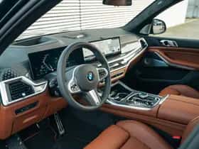 BMW X7 (2026) thumbnail 16