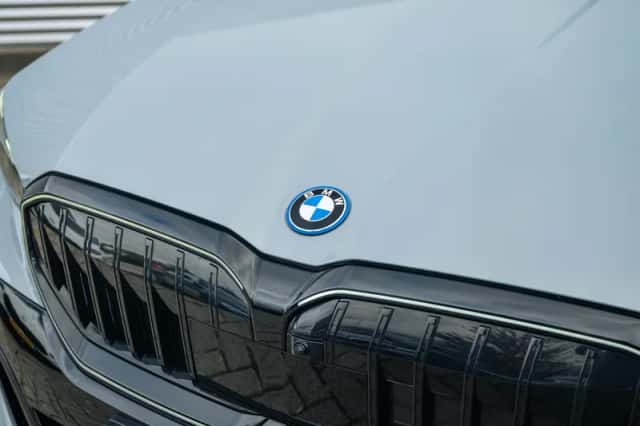 BMW 5-Serie (2024) thumbnail 6