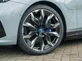 BMW 5-Serie (2024) thumbnail 9