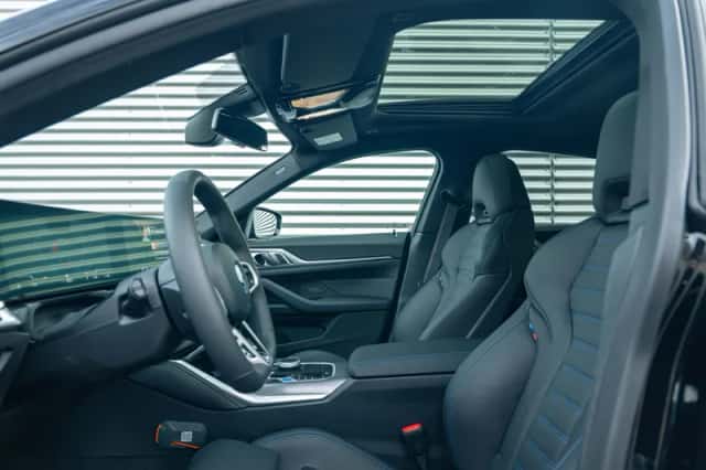 BMW i4 (2025) thumbnail 4