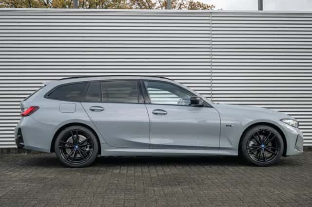 BMW 3-Serie (2022) thumbnail 3