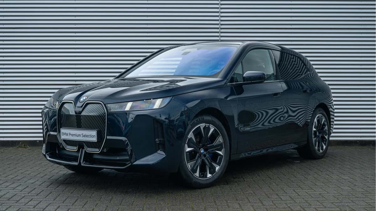 BMW iX (2025) — foto 1
