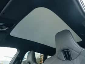 BMW iX (2025) thumbnail 33