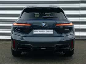 BMW iX (2025) thumbnail 36