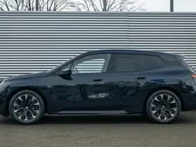BMW iX (2025) thumbnail 39