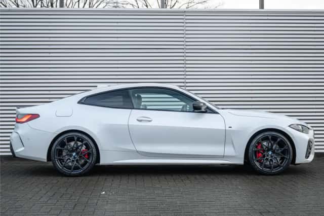 BMW 4-Serie (2022) thumbnail 3
