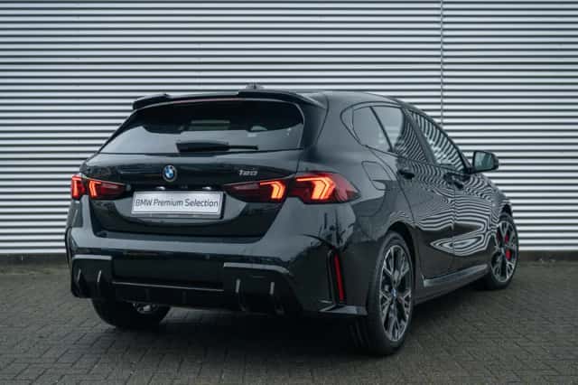 BMW 1-Serie (2025) thumbnail 2