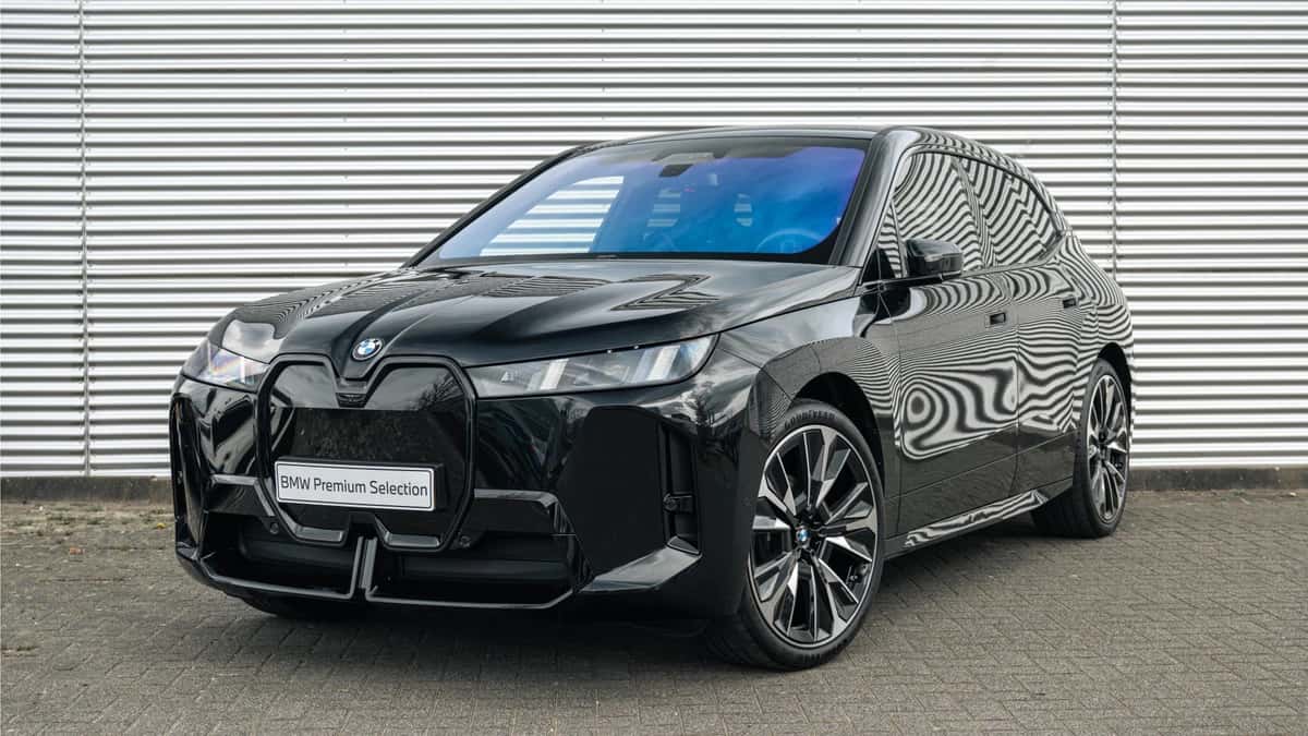 BMW iX (2025) — foto 1