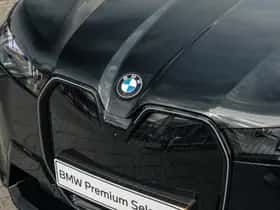BMW iX (2025) thumbnail 12