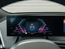 BMW iX (2025) thumbnail 21