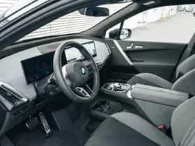 BMW iX (2025) thumbnail 30