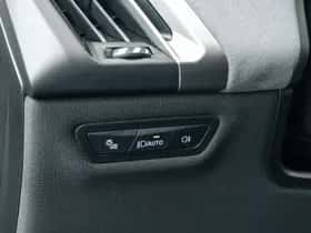 BMW iX (2025) thumbnail 33