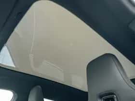 BMW iX (2025) thumbnail 34