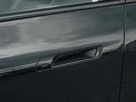 BMW iX (2025) thumbnail 9