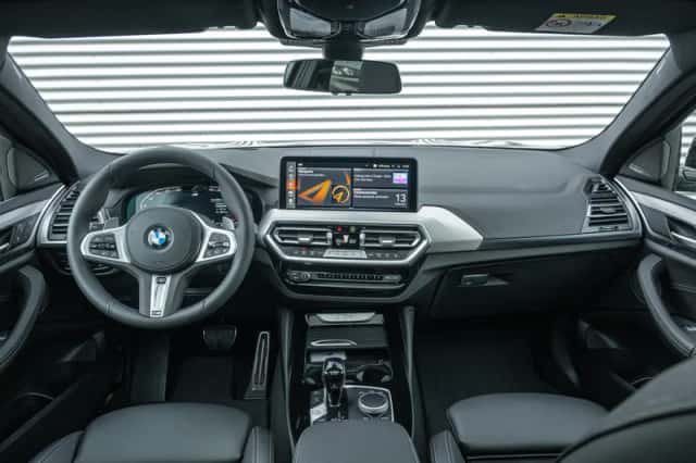 BMW X4 (2026) thumbnail 5
