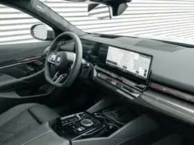 BMW i5 (2026) thumbnail 13