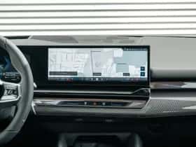 BMW i5 (2026) thumbnail 36