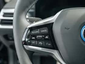 BMW i4 (2026) thumbnail 23