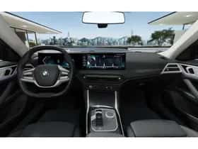 BMW i4 (2026) thumbnail 7