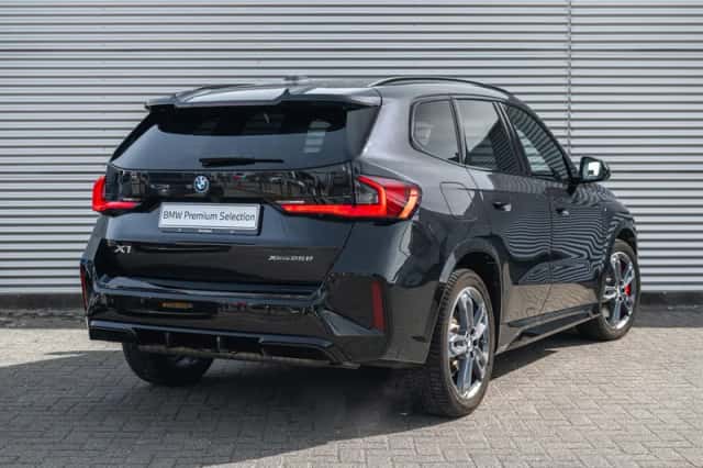 BMW X1 (2025) thumbnail 2