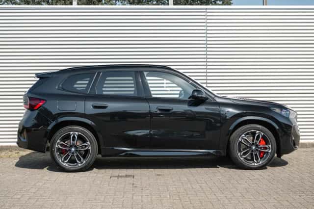 BMW X1 (2025) thumbnail 3